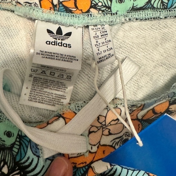 Adidas Originals Zoo shorts - Big girls size M - Picture 5 of 5
